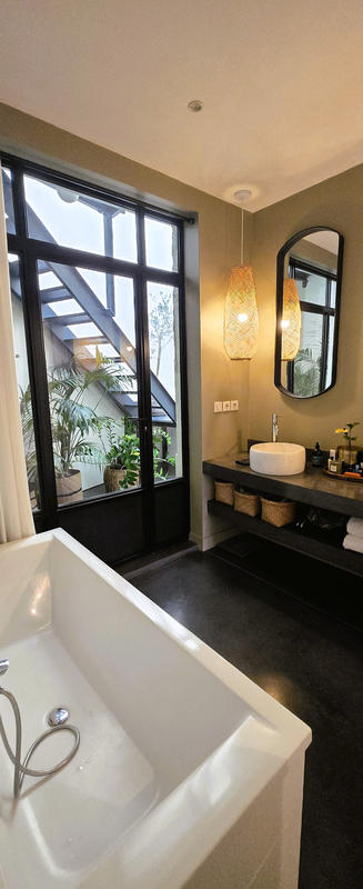 Maison - 195 m² - 8 pièces