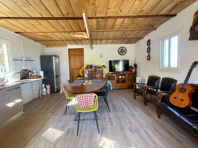 Maison - 95 m² - 5 pièces