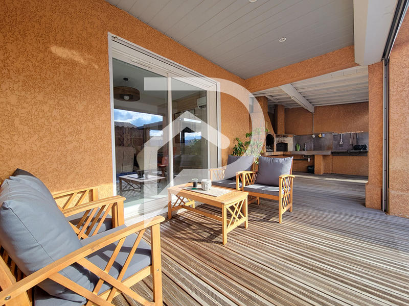 Maison - 173 m² - 6 pièces