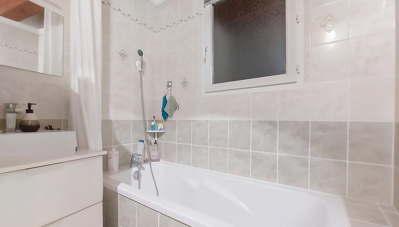 Appartement - 79 m² - 4 pièces