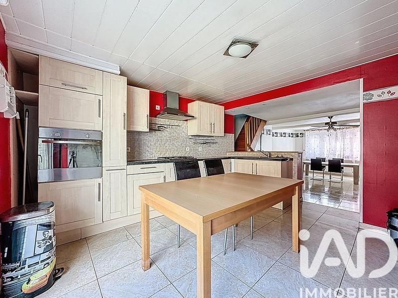 Maison - 99 m² - 4 pièces