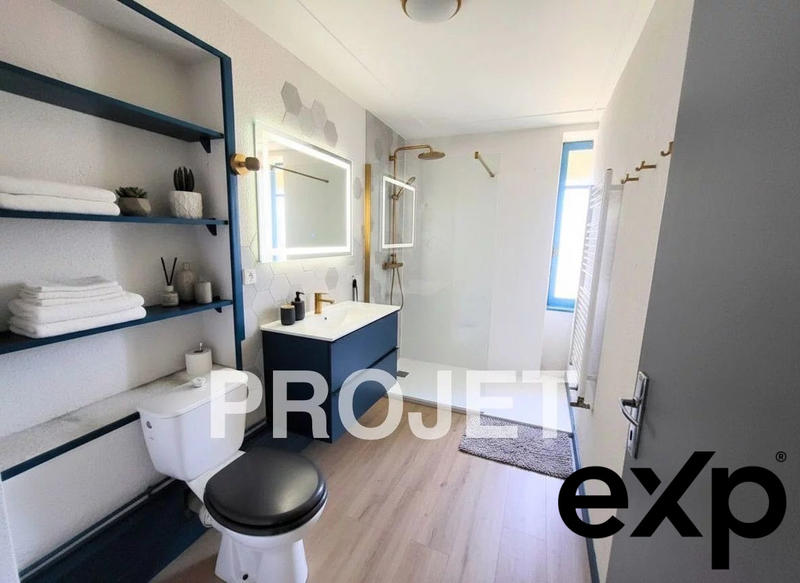 Maison traditionnelle - 150 m² - 6 pièces