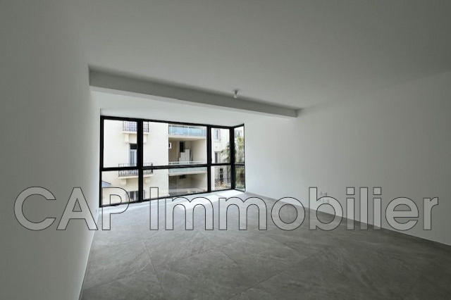 Appartement - 106 m² - 4 pièces