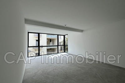 Appartement - 106 m² - 4 pièces