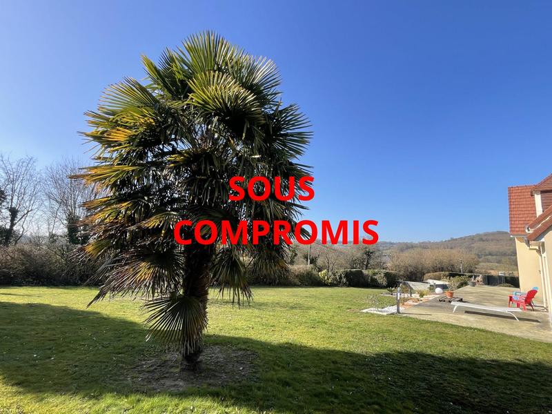 Maison traditionnelle - 147 m² - 7 pièces