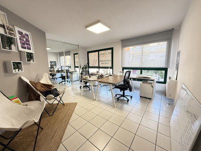 Bureau - 133 m²