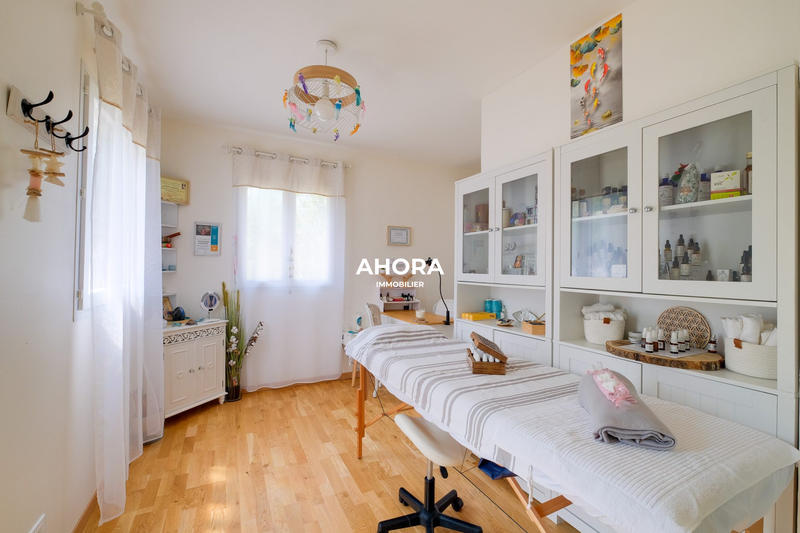 Villa - 167 m² - 7 pièces