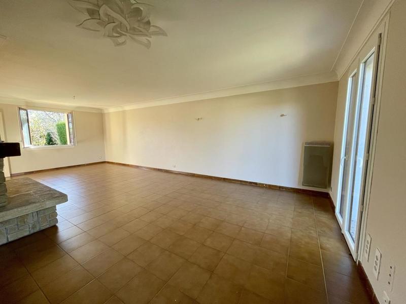 Maison - 210 m² - 7 pièces