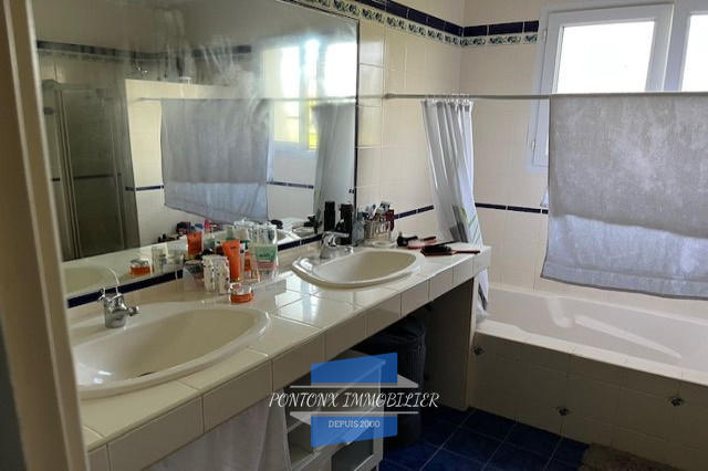 Maison - 147 m² - 7 pièces