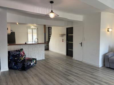 Appartement - 82 m² - 3 pièces