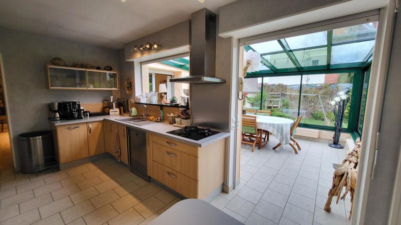 Maison - 229 m² - 8 pièces