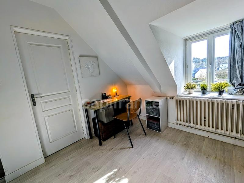 Maison - 106 m² - 5 pièces