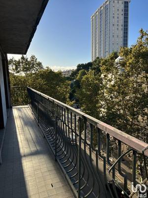 Appartement - 99 m² - 4 pièces