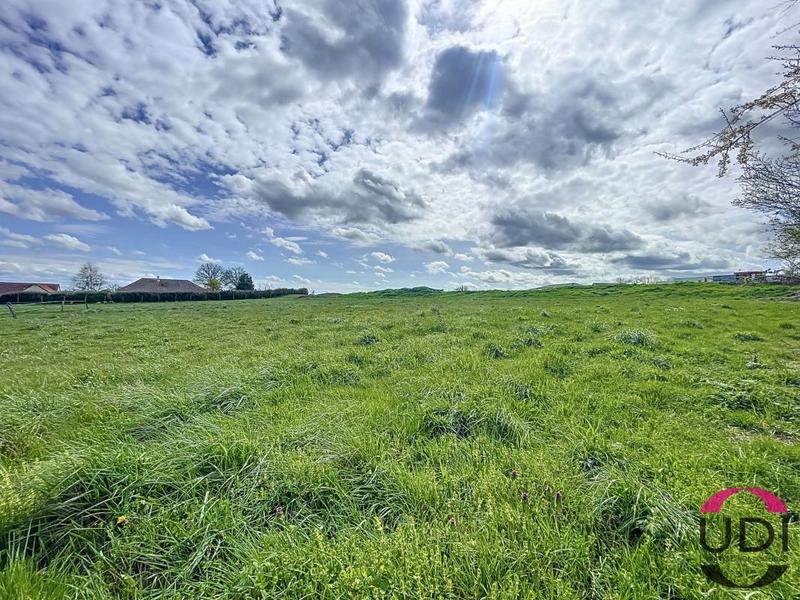 Terrain constructible - 4 224 m²