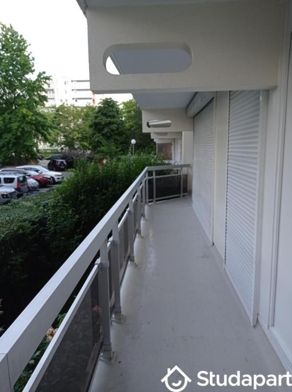 Chambre - 9 m² - 1 pièce