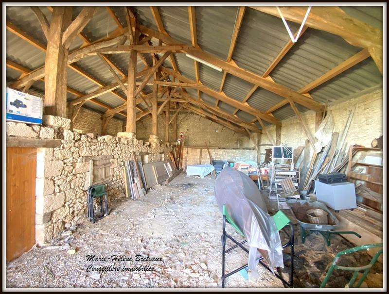 Maison - 310 m² - 9 pièces