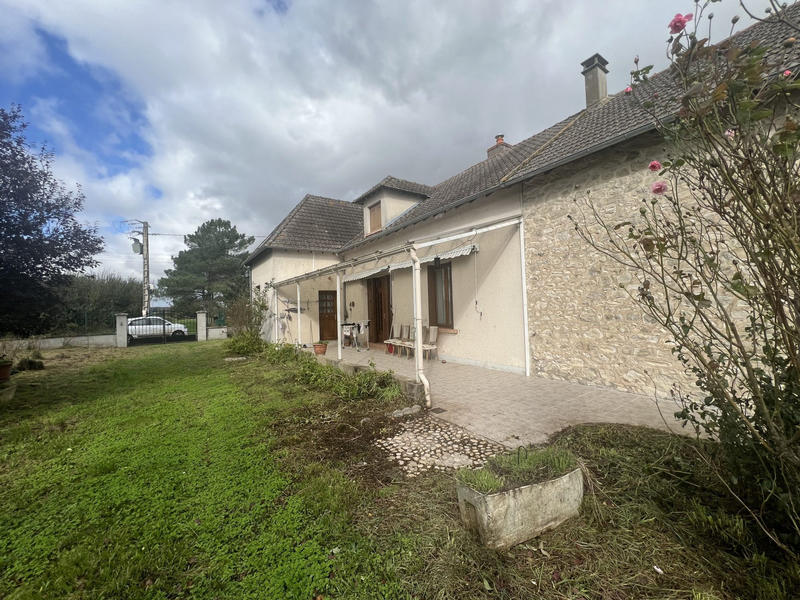 Maison - 165 m² - 9 pièces