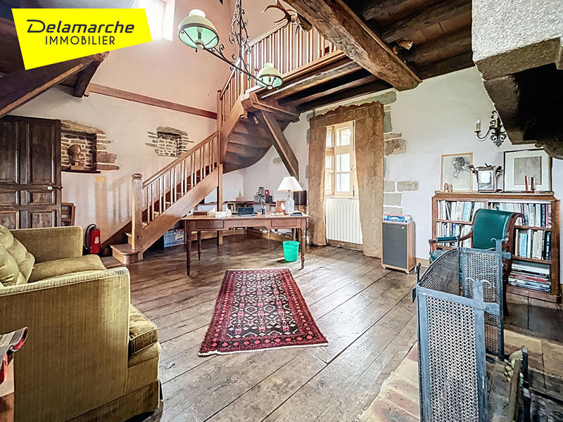 Maison - 340 m² - 10 pièces