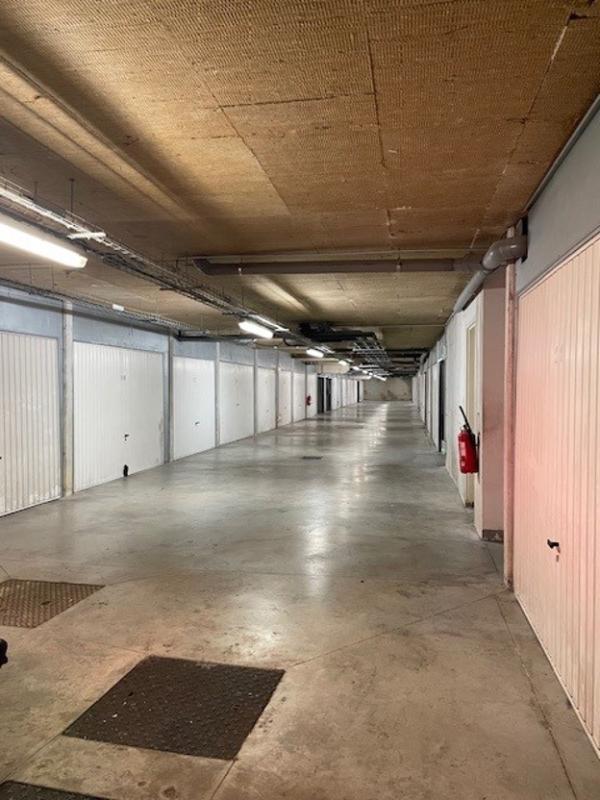 Parking / Garage - 15 m²
