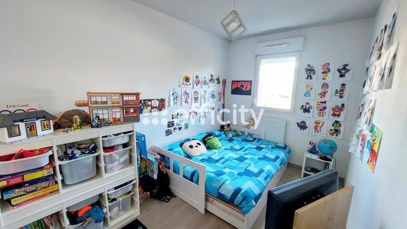 Maison jumelée - 82 m² - 4 pièces