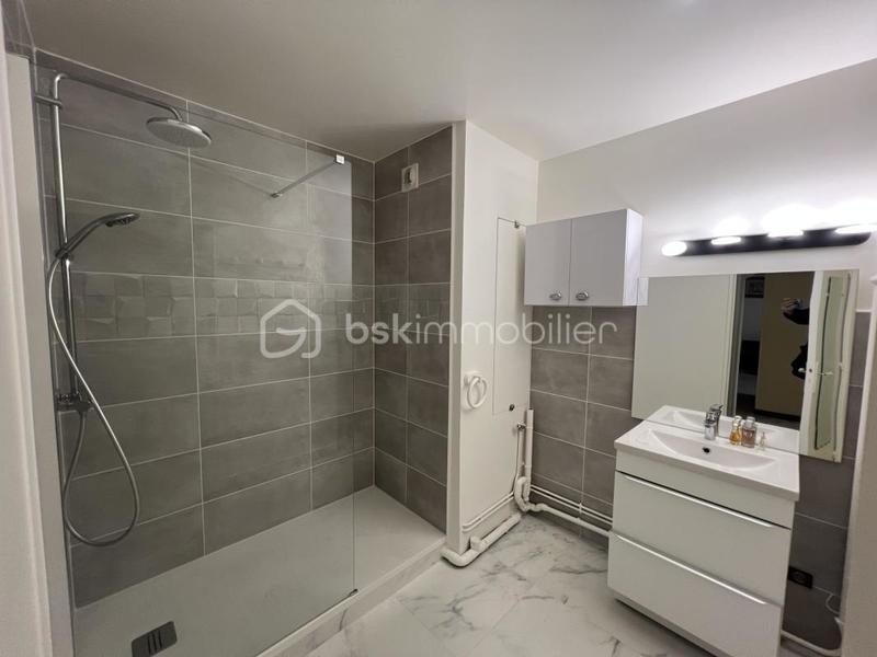 Appartement - 86 m² - 4 pièces