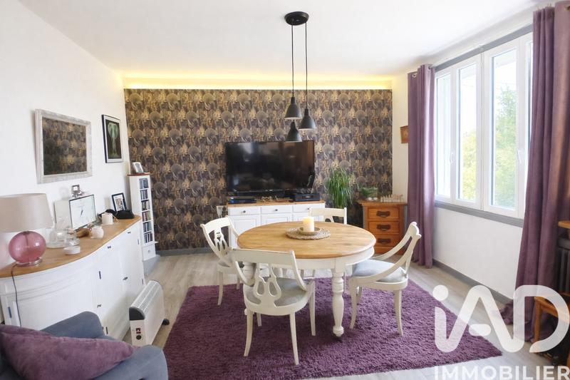 Maison - 168 m² - 9 pièces