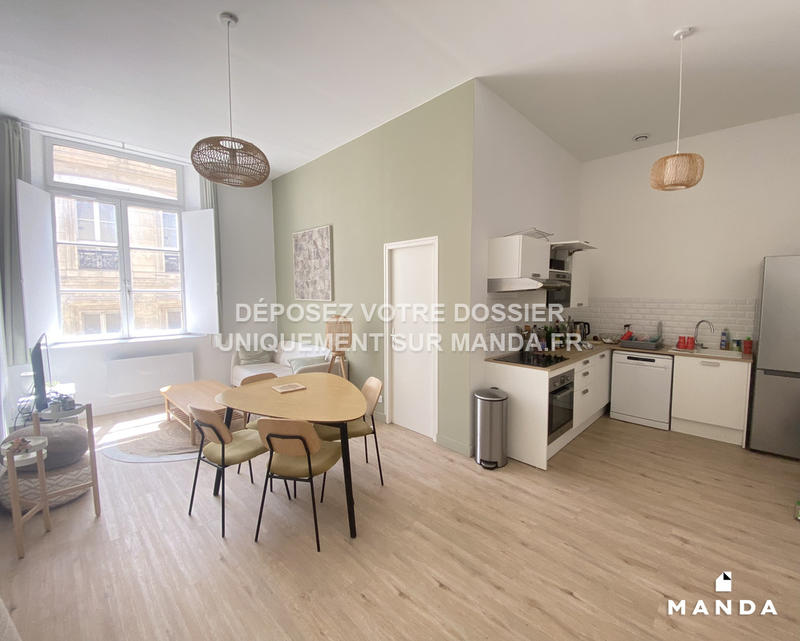 Chambre - 10 m² - 4 pièces