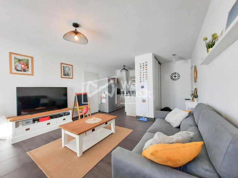 Appartement - 80 m² - 4 pièces