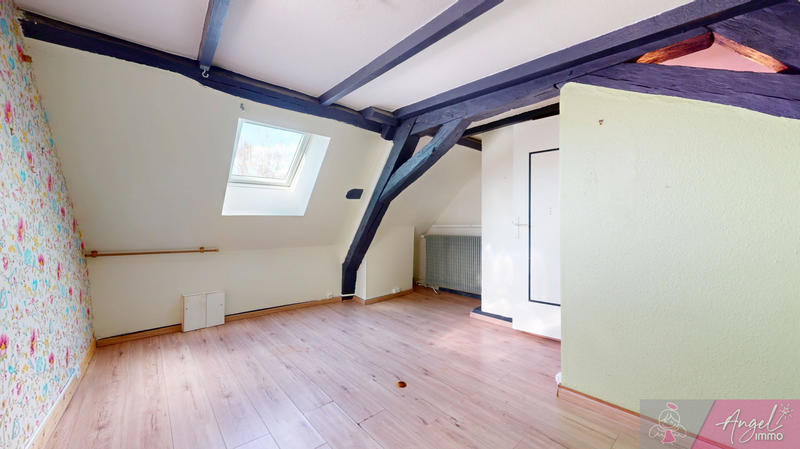 Maison - 101 m² - 5 pièces