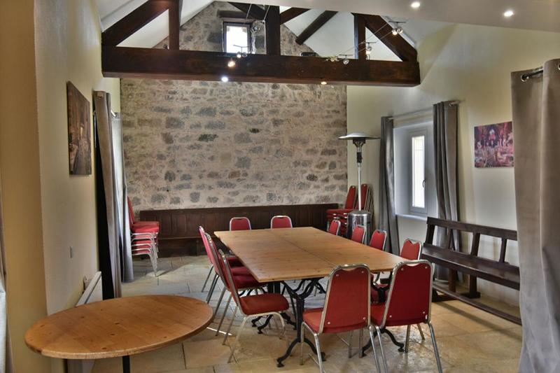 Demeure - 550 m² - 4 pièces