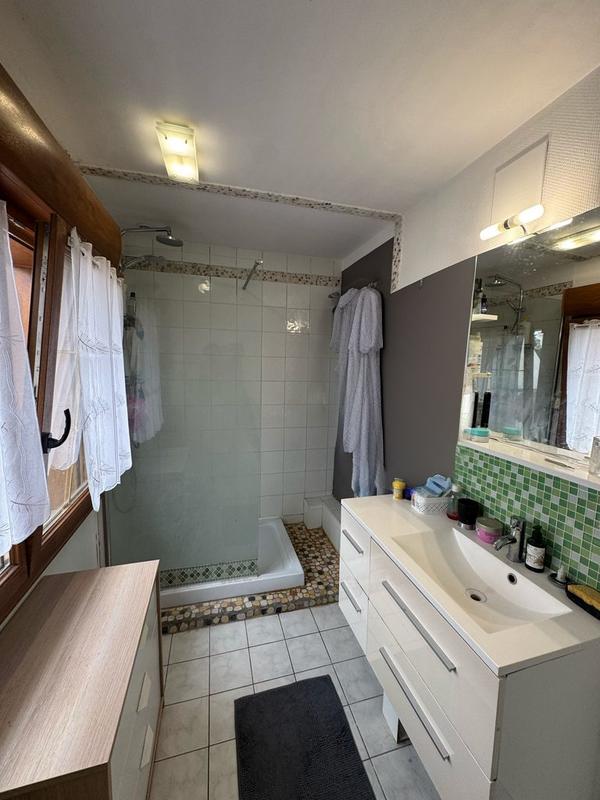 Maison - 105 m² - 6 pièces