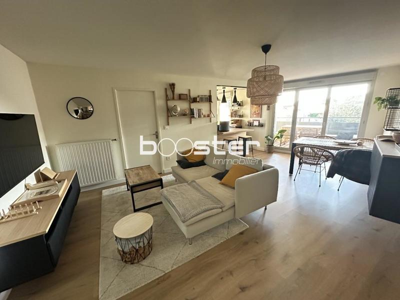 Appartement ancien - 87 m² - 4 pièces