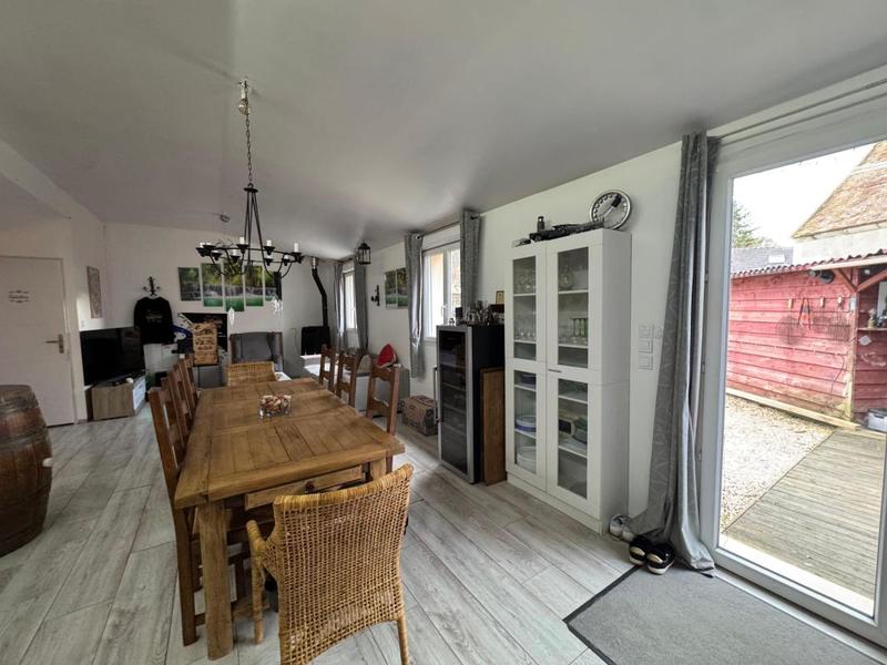 Maison - 177 m² - 2 pièces