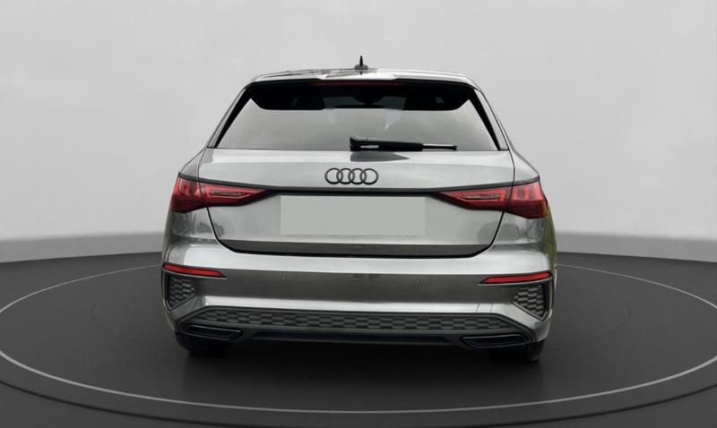 Audi A3 sportback 45 TFSIe 245 s-Line Hybride Rechargeable / B&amp;O Regulateur de Distance Janntes 18