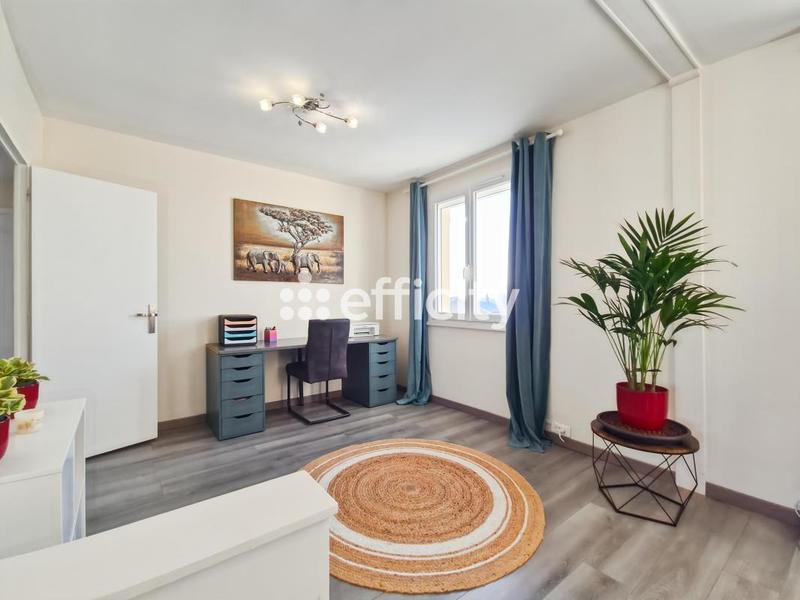 Pavillon - 157 m² - 8 pièces