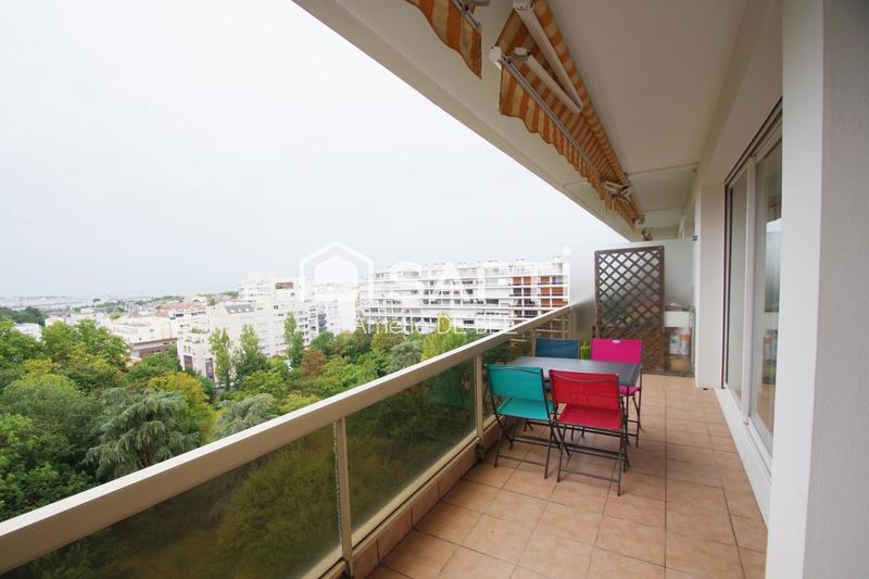 Appartement - 79 m² - 3 pièces