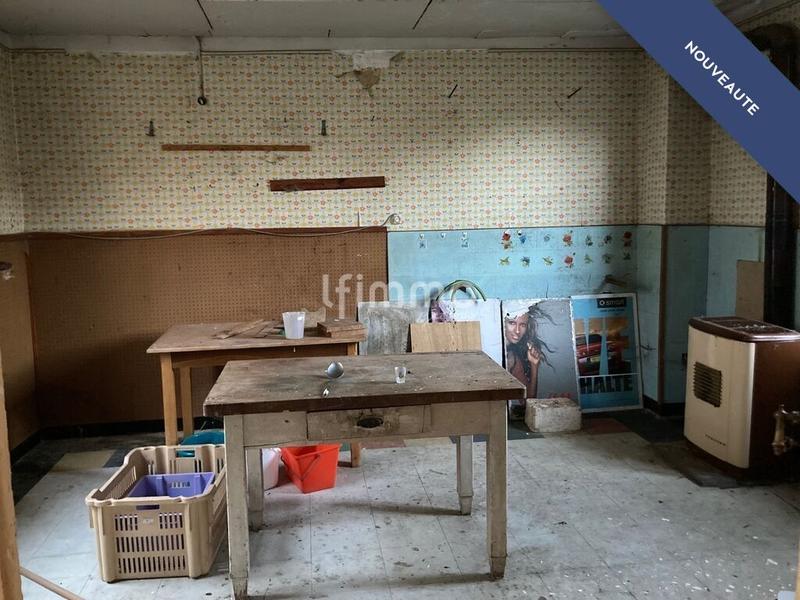 Maison - 288 m² - 9 pièces