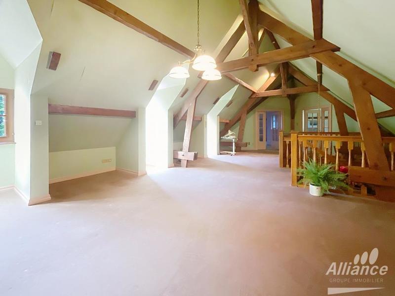 Propriété - 455 m² - 10 pièces