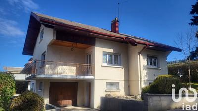 Maison - 91 m² - 5 pièces