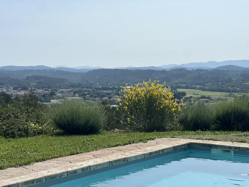 Maison - 170 m² - 8 pièces