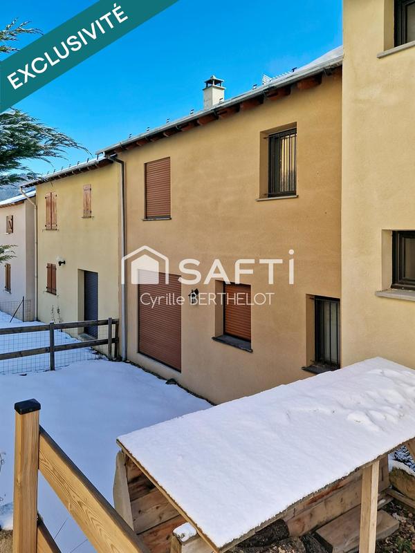 Maison - 90 m² - 5 pièces