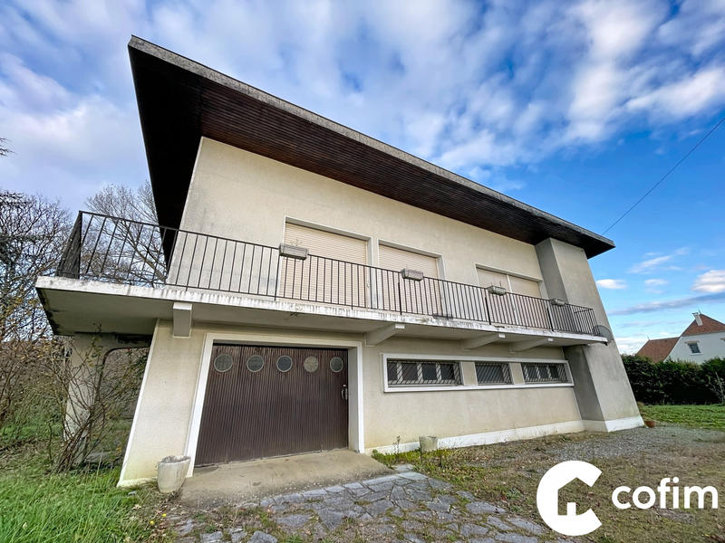 Maison - 105 m² - 4 pièces