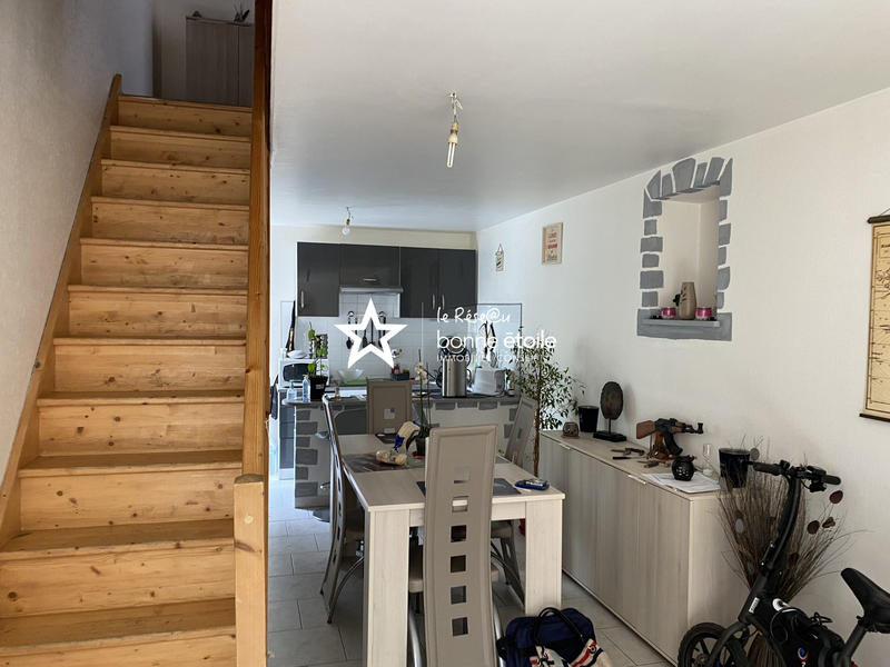 Maison - 260 m² - 11 pièces