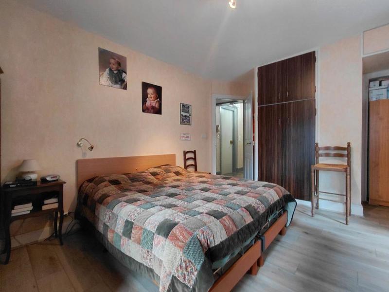 Appartement - 85 m² - 5 pièces