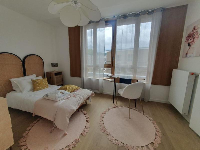 Appartement - 95 m² - 4 pièces