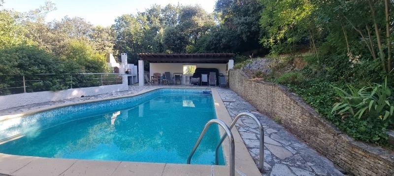 Villa - 205 m² - 5 pièces