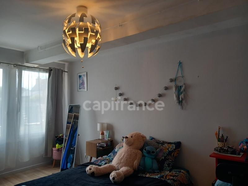 Maison - 138 m² - 8 pièces