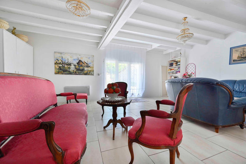 Maison en pierre - 185 m² - 6 pièces