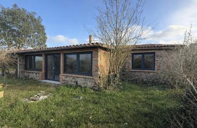 Maison - 85 m² - 3 pièces