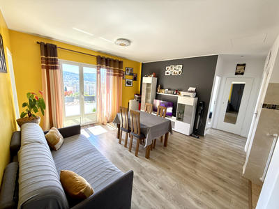 Appartement - 64 m² - 4 pièces